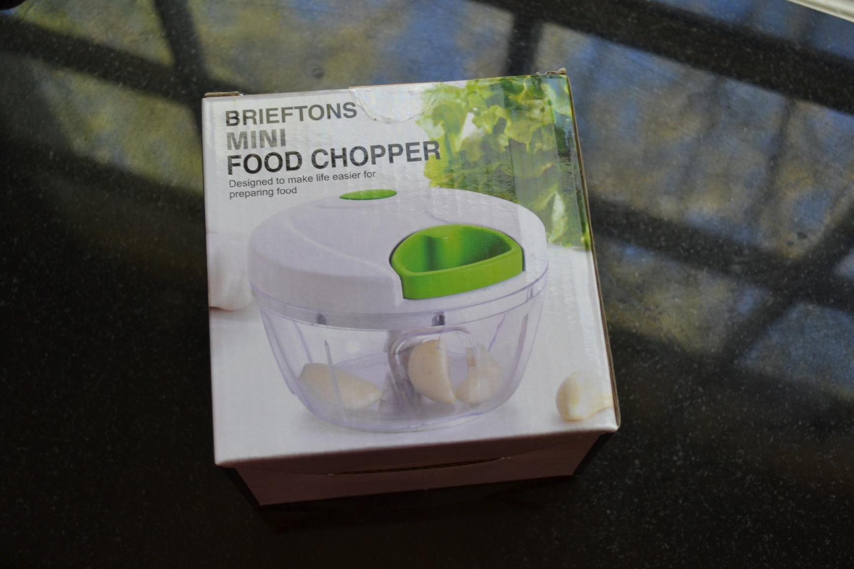 Brieftons QuickPull Manual Food Chopper: Large 4-Cup Powerful Hand Pull  Chopper/Mincer/Mixer Blender to Chop Onion, Garlic, Vegetables, Fruits,  Herbs